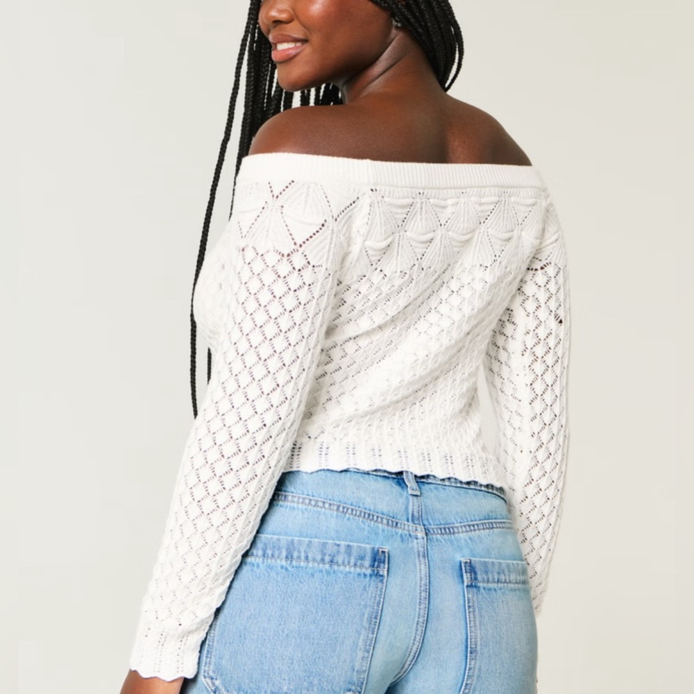 NWOT Hollister Stitchy Crochet-Style Off-the-Shoulder Sweater - Picture 4 of 8